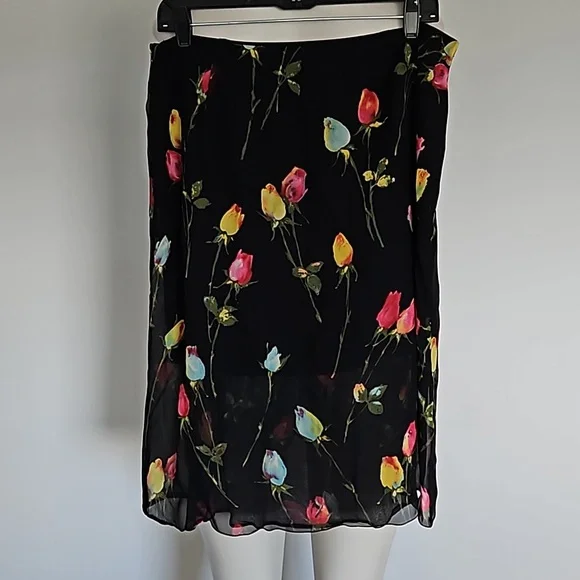 Escada black floral flowy skirt-42 - Picture 2 of 9